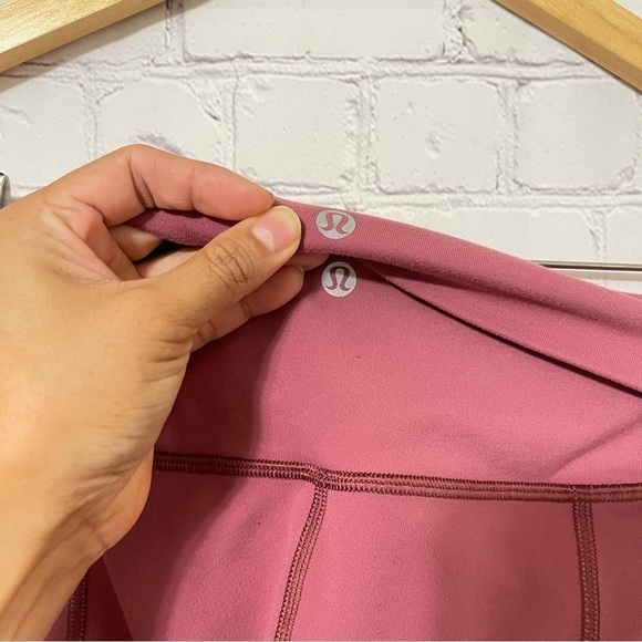 Lululemon Wunder Under Crop II (Special Edition) *Scallop 24"-Misty Merlot EUC - Picture 5 of 10